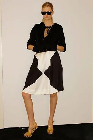 Look 16